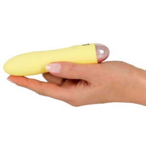 cuties-mini-yellow-vaginal-og-anal-vibrator-2