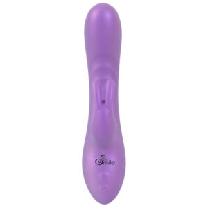 Flexible Rabbit Vibrator – Dobbelt Stimulation for Ultimativ Nydelse Flexible Rabbit Vibrator – Special Edition Metallic Silicone fra Sweet Smile er en slank, luksuriøs og yderst effektiv vibrator, der giver dobbelt stimulation for maksimal nydelse. Designet med en smuk, skinnende mat metallisk finish kombinerer dette legetøj elegance med funktionalitet for en uforglemmelig oplevelse. Dobbelt Stimulation af G-punkt og Klitoris Denne vibrator er designet til at levere intens dobbelt stimulation. Den har to distinkte arme, der arbejder sammen om at stimulere både G-punktet og klitoris samtidig. Den primære skaft er perfekt udformet til at massere vagina/G-punkt, mens vibro-bunnyen giver målrettet stimulation til klitoris. Begge arme er udstyret med en stimulerende tekstur, som forstærker fornemmelserne under brug. Bøjelig og Fleksibel for Maksimal Komfort Flexible Rabbit Vibrator er lavet af fløjlsblødt silikone, hvilket gør den både nem at indsætte og ekstremt behagelig at bruge. Dens fleksibilitet betyder, at den tilpasser sig perfekt til kroppen og dens bevægelser, hvilket giver skræddersyet nydelse, uanset om du nyder solo-leg eller deler oplevelsen med en partner. Denne vibrator er perfekt til dem, der foretrækker en tilpasset pasform, der giver fuld kontrol over stimulationen. 12 Stille Vibrationsindstillinger i To Motorer Med 2 x 12 stille vibrationsindstillinger tilbyder vibrator en bred vifte af fornemmelser for ultimativ tilfredsstillelse. Vibrationsindstillingerne i både hovedskaftet og bunnyen kan justeres sammen eller separat, hvilket giver en fuldt tilpasset oplevelse. Knapperne på bunden af legetøjet gør det nemt at skifte mellem indstillinger for en helt unik rejse. Vandtæt og Genopladelig Det vandtætte design betyder, at du kan tage denne vibrator med dig i badet eller bruseren og omdanne ethvert øjeblik til en luksuriøs oplevelse. Desuden sikrer den genopladelige funktion, at du aldrig løber tør for strøm på de mest spændende tidspunkter. Et USB-kabel medfølger for nem opladning. Nøglefunktioner: Skinnende, Glat Look: Special Edition Metallic Silicone finish. Dobbelt Stimulation: G-punkt og klitoris nydelse på samme tid. Fleksibel og Bøjelig: Tilpasser sig din krop for optimal komfort. 12 Stille Vibrationsindstillinger: Fuld kontrol for din nydelse. Fløjlsblød Silikone: Kroppens sikker og glat at røre ved. Vandtæt: Brug den i bruseren eller badet. Genopladelig: Inkluderer et USB-kabel for nem opladning. Med sit elegante design, luksuriøse følelse og dobbelt stimulationsevne er Flexible Rabbit Vibrator fra Sweet Smile det perfekte valg for dem, der søger en forbedret og tilpasset nydelsesoplevelse. Uanset om den bruges solo eller med en partner, lover den at levere intens tilfredsstillelse hver gang.