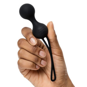 Fifty Shades of Grey Desire Blooms Kit med Womanizer Lufttryksvibrator