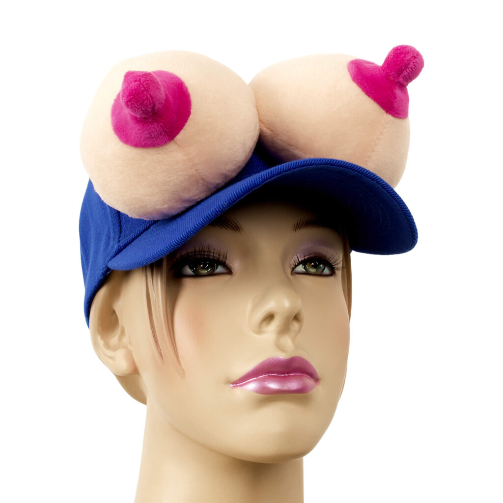 Kasket med Bryster i Plys