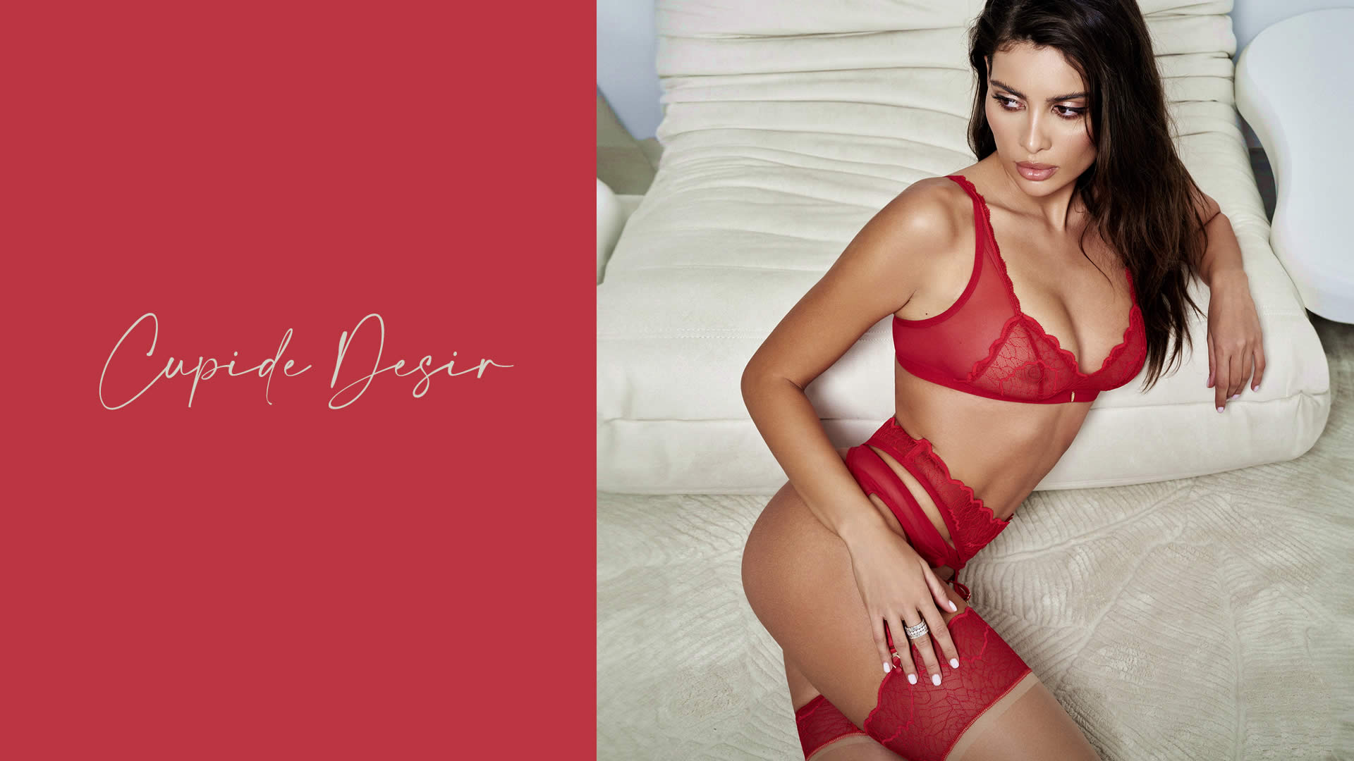 Obsessive Desir Blonde Lingeri Sæt med BH, Trusse og Hofteholder