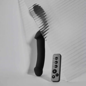 Strap-Me-On Bendable Strap-On Vibrator med Fjernbetjening